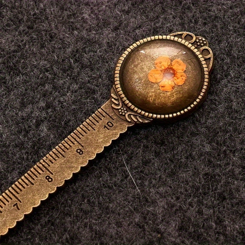 Vintage Dry Flower Metal Bookmark Eternal Flower Dry Flower Multi-functional Ruler Bookmark Classical Bookmark Multi-functional Bookmark
